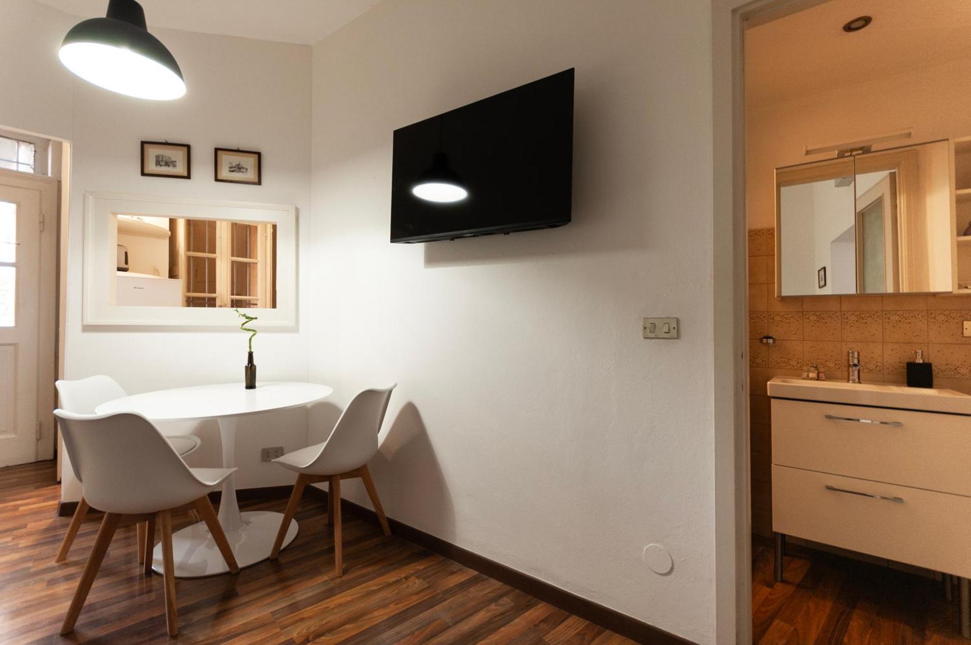 ミラノCasa Renoir 5 Minuti Da Duomoアパートメント エクステリア 写真